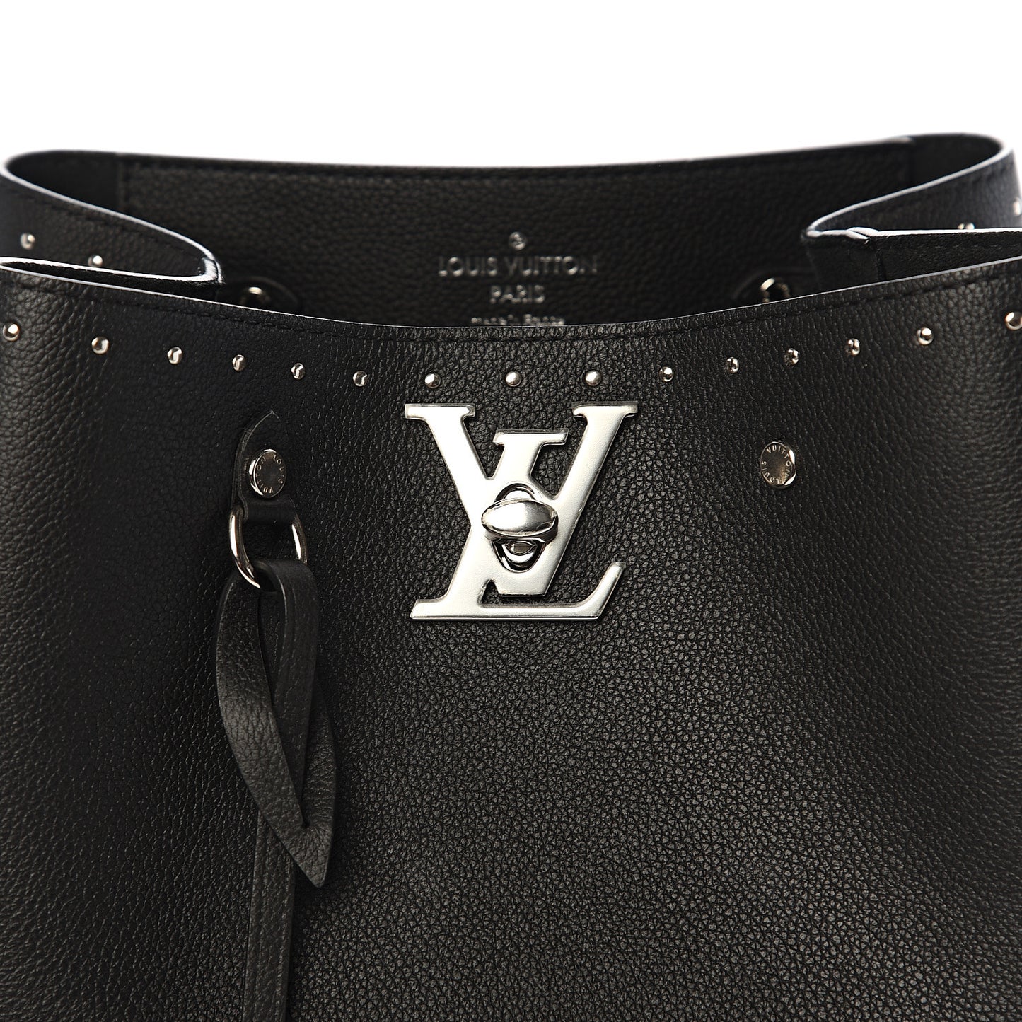 Soft Calfskin Lockme Studs Bucket Black