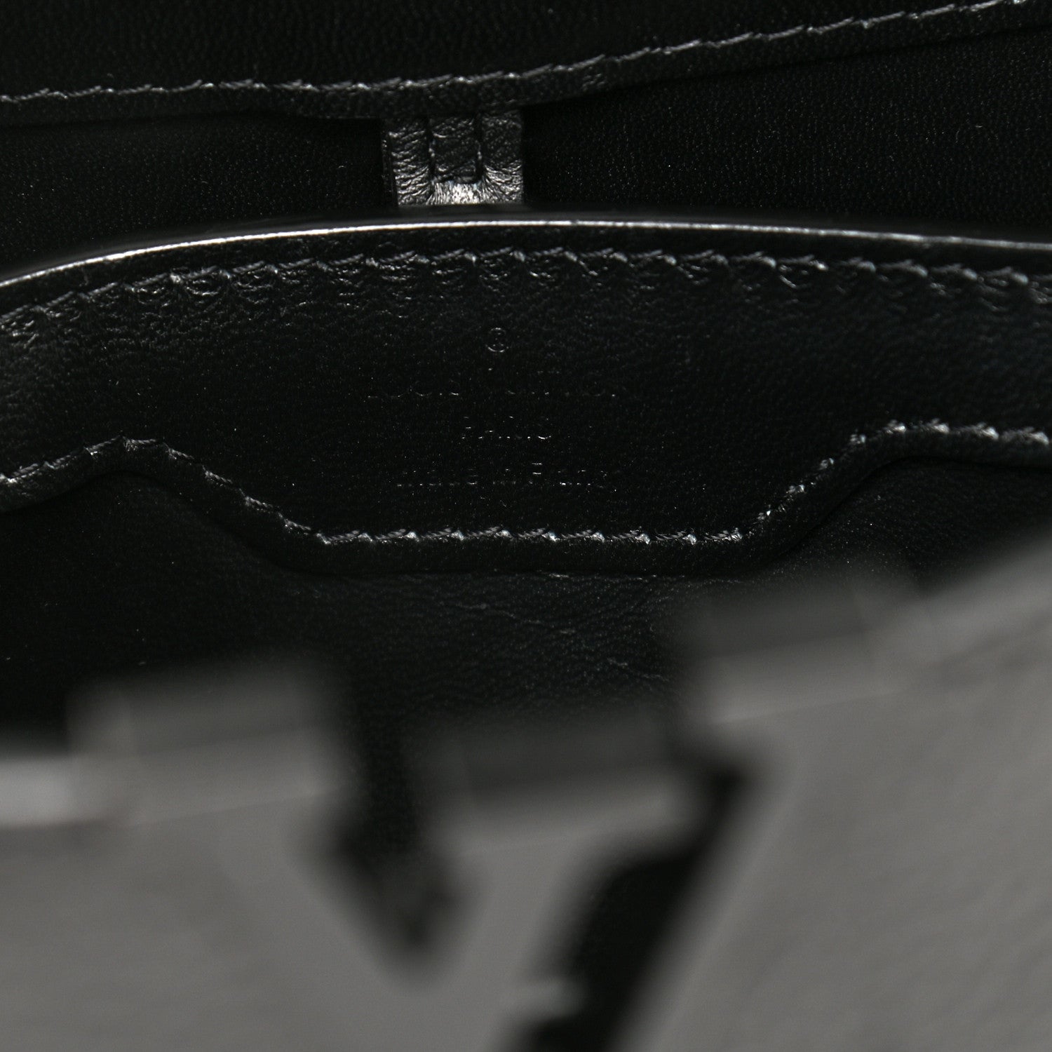 Louis Vuitton Taurillon Capucines BB Matte Black 6 of 10