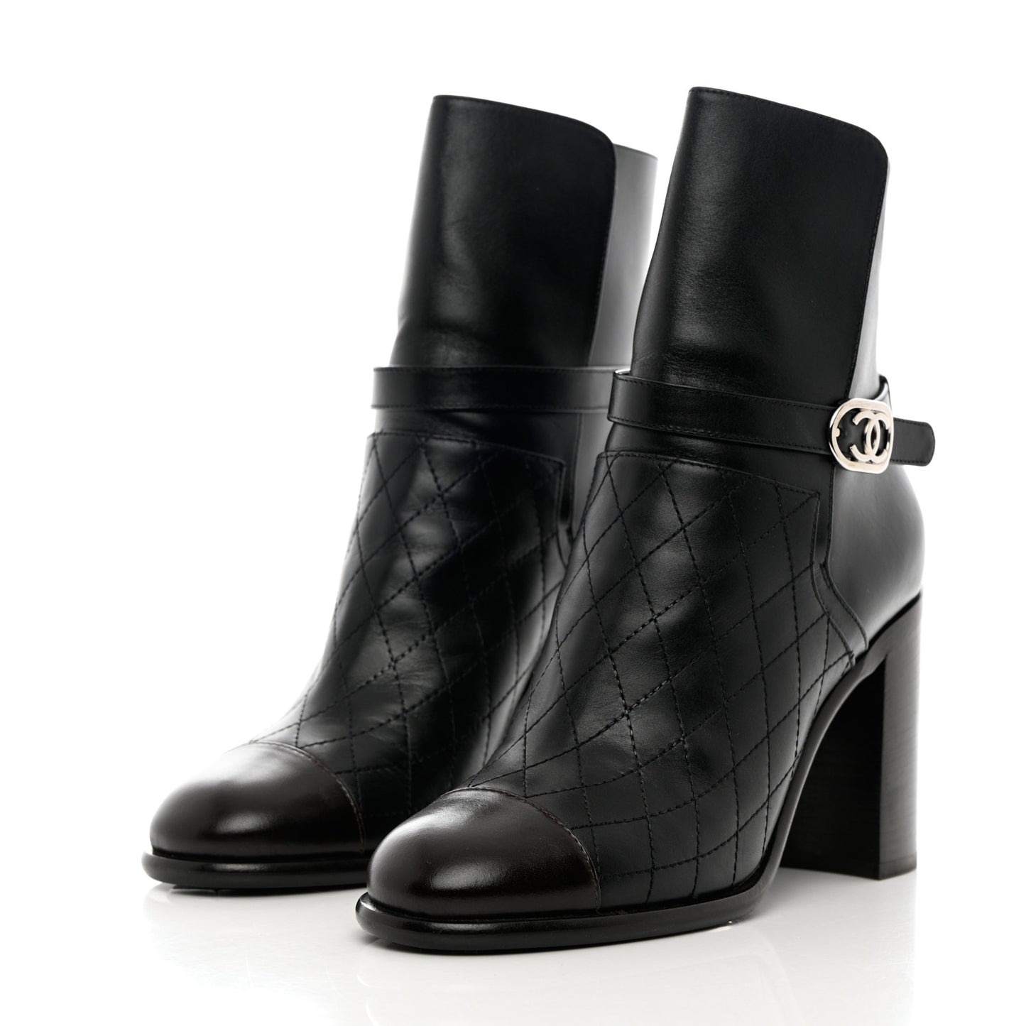 Calfskin Quilted Cap Toe Boots 40 Black Brown