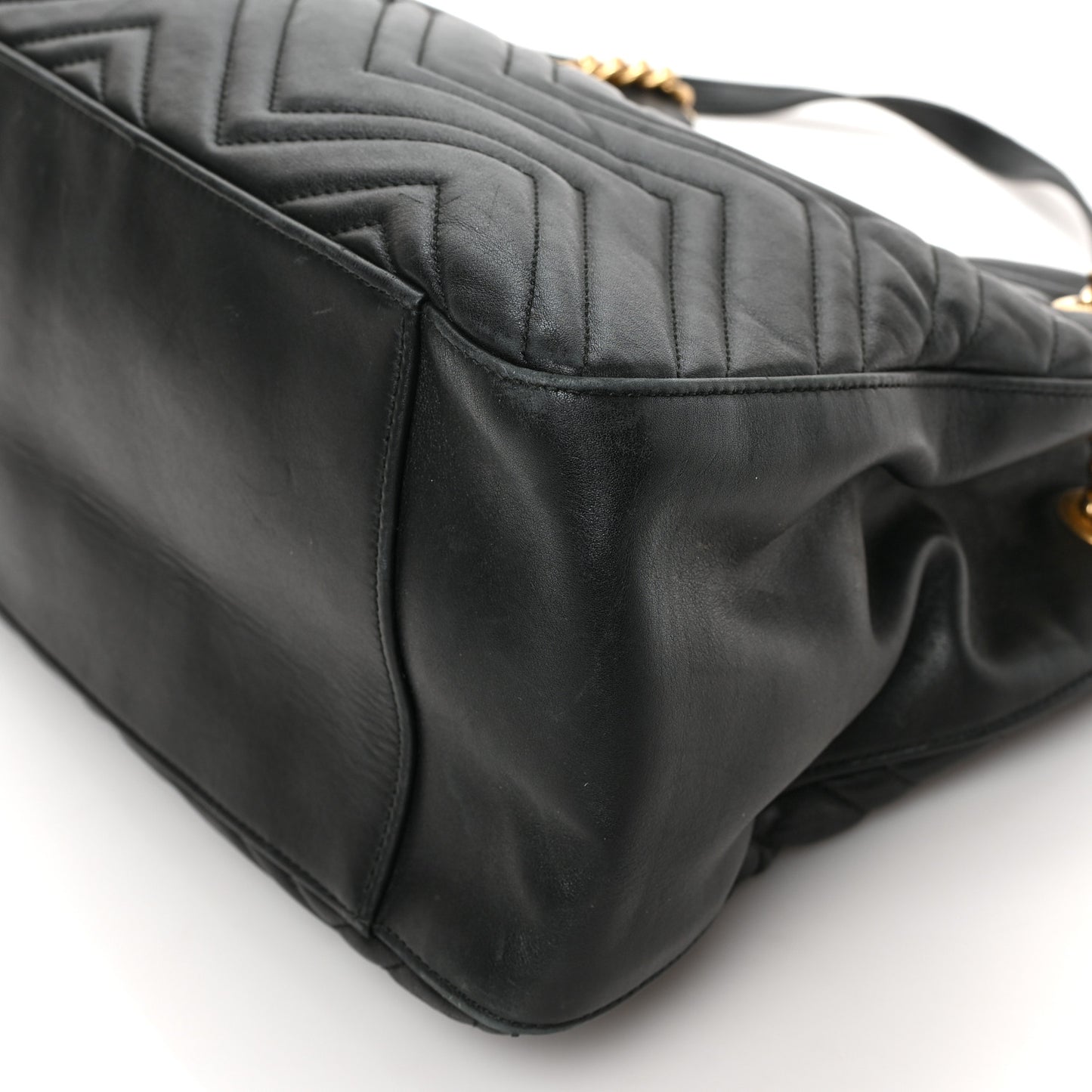 Calfskin Matelasse Medium GG Marmont Shoulder Tote Bag Black