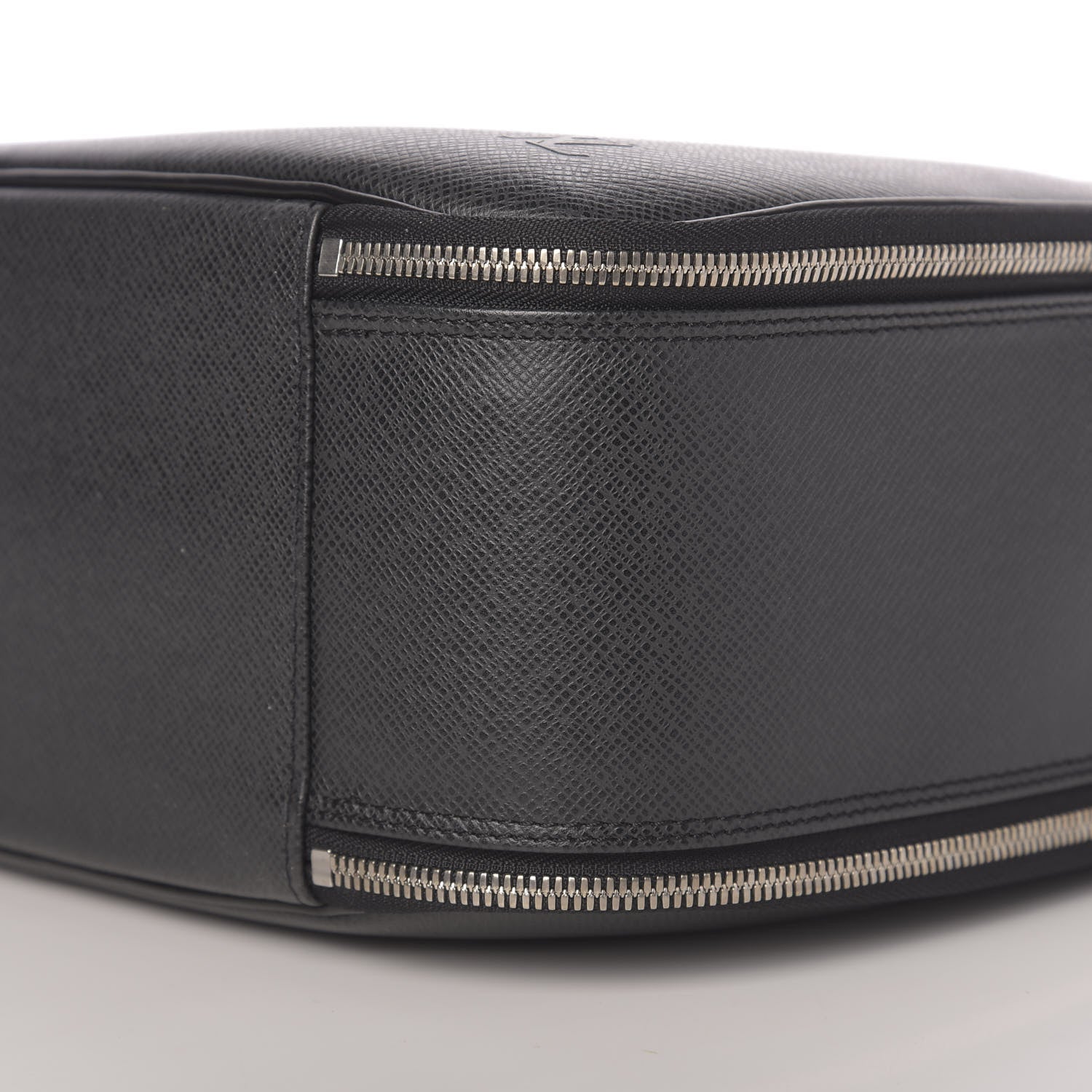 Louis Vuitton Taiga Tura Laptop Briefcase Ardoise 12 of 13