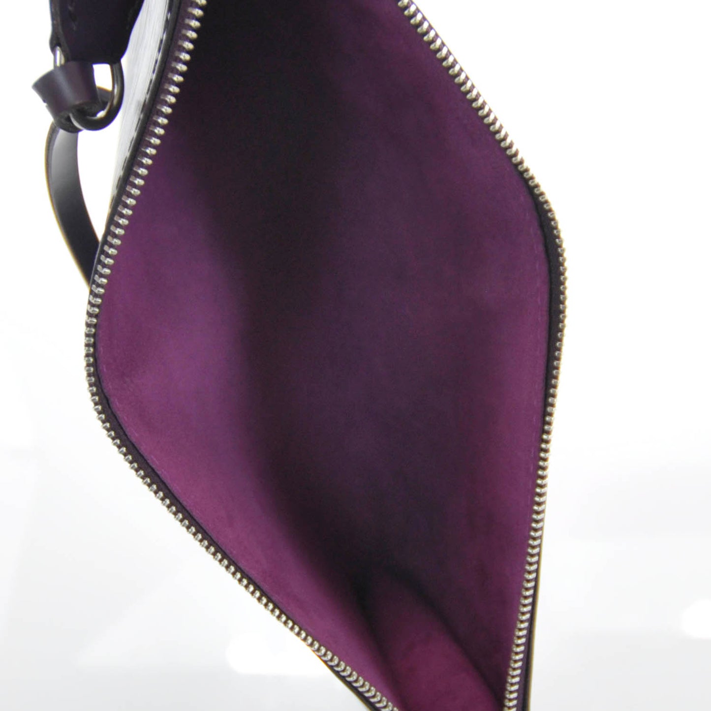 Epi Pochette Accessories 24 Cassis Purple