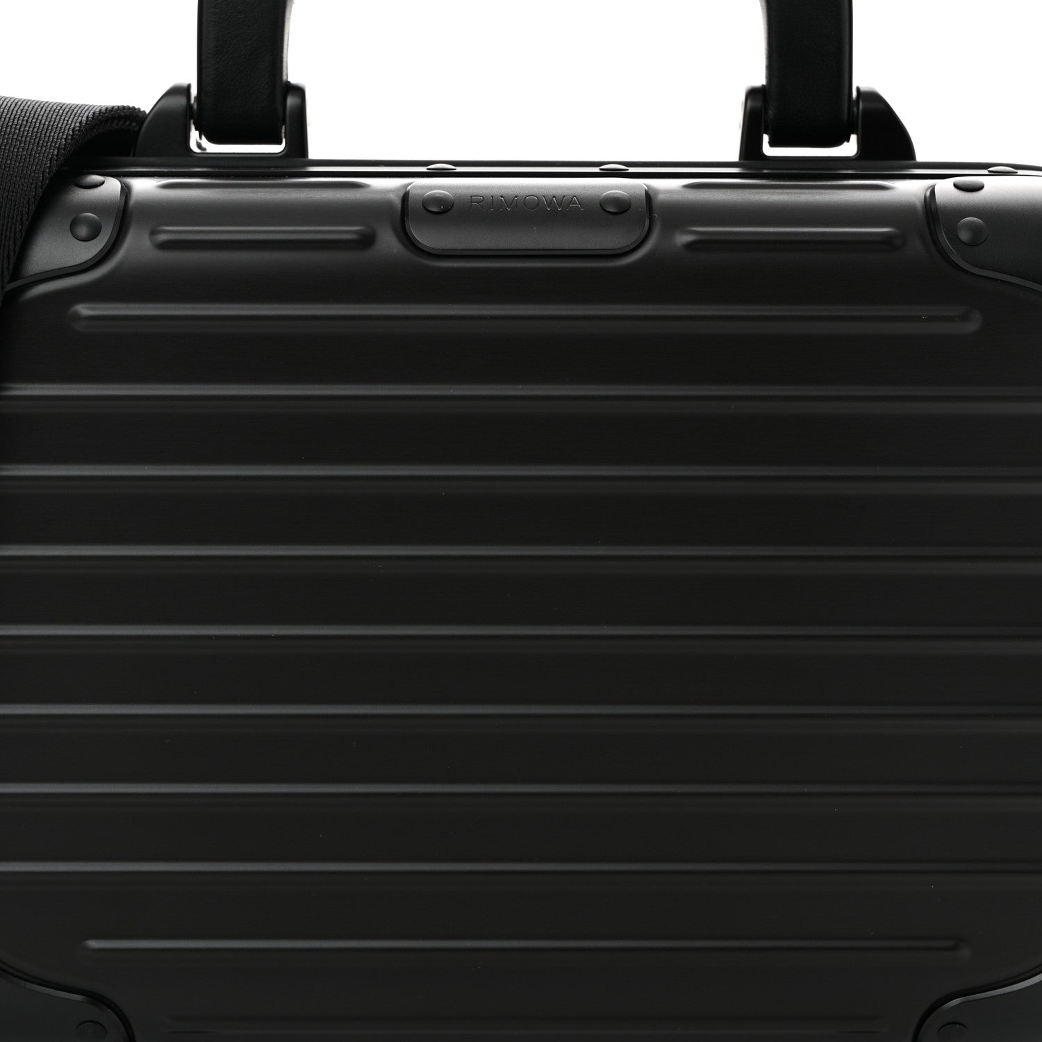 Rimowa Matte Aluminum Crossbody 19 Cross-Body Bag Black 7 of 9