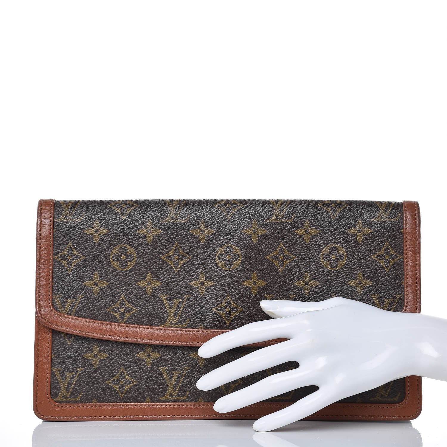 Louis Vuitton Monogram Pochette Dame 29 2 of 12