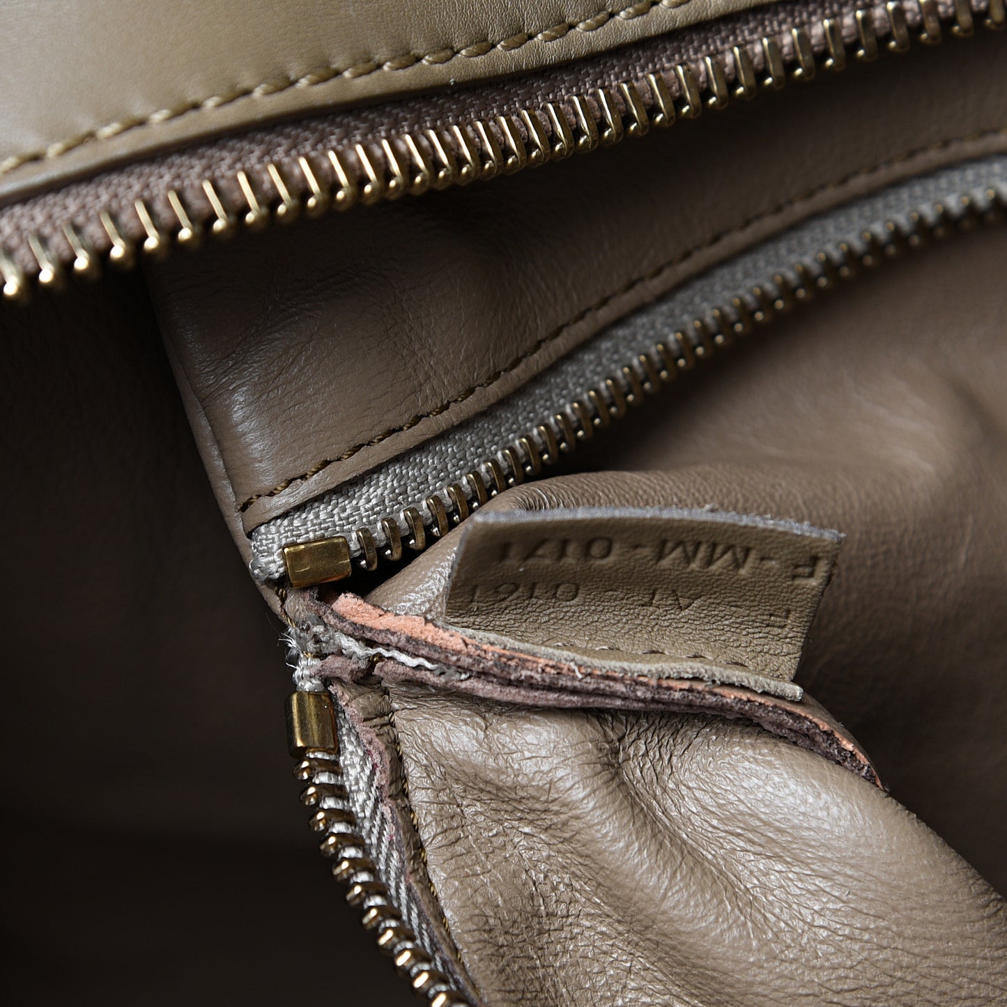 Smooth Calfskin Mini Luggage Dune