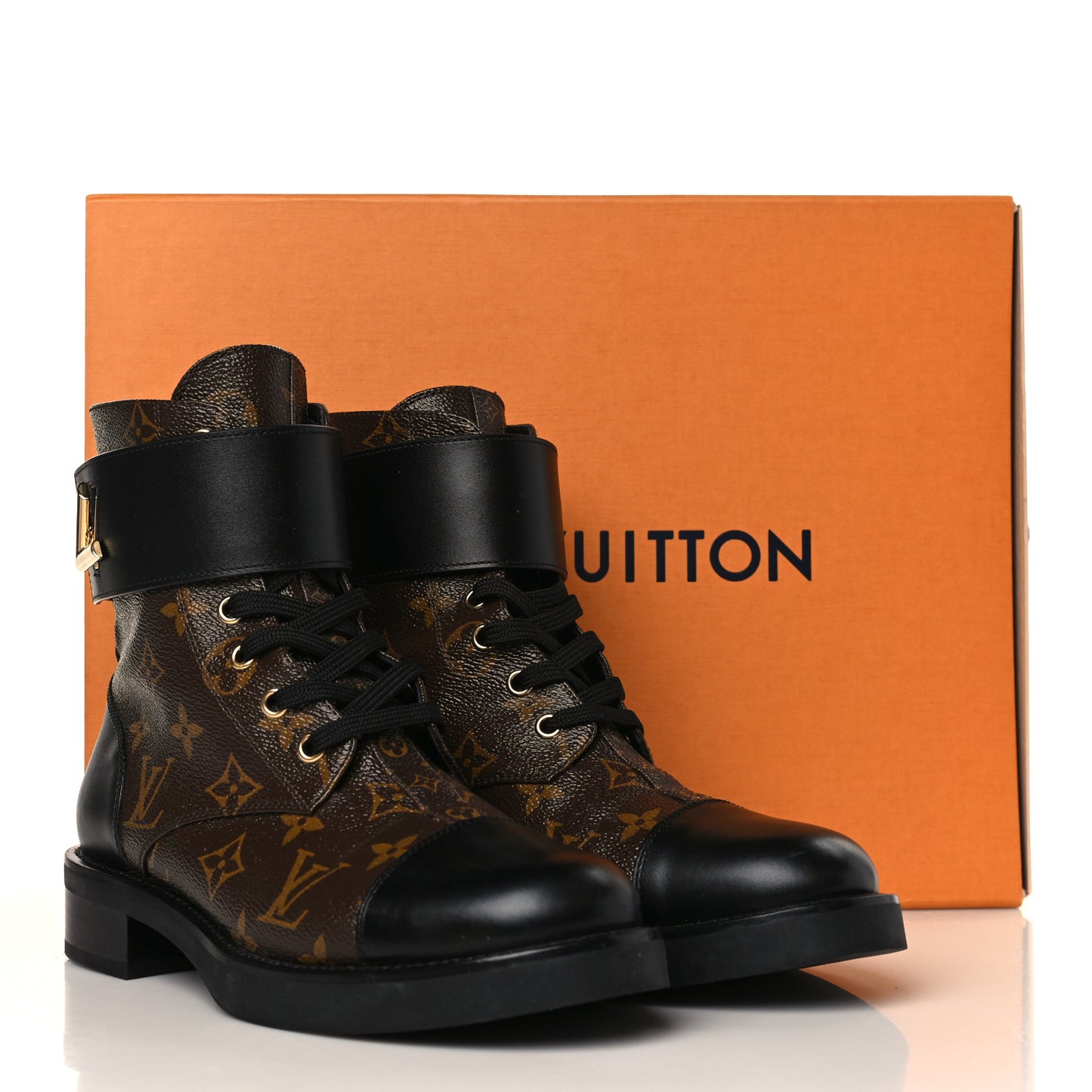 Calfskin Monogram Wonderland Flat Ranger Boots 39 Black