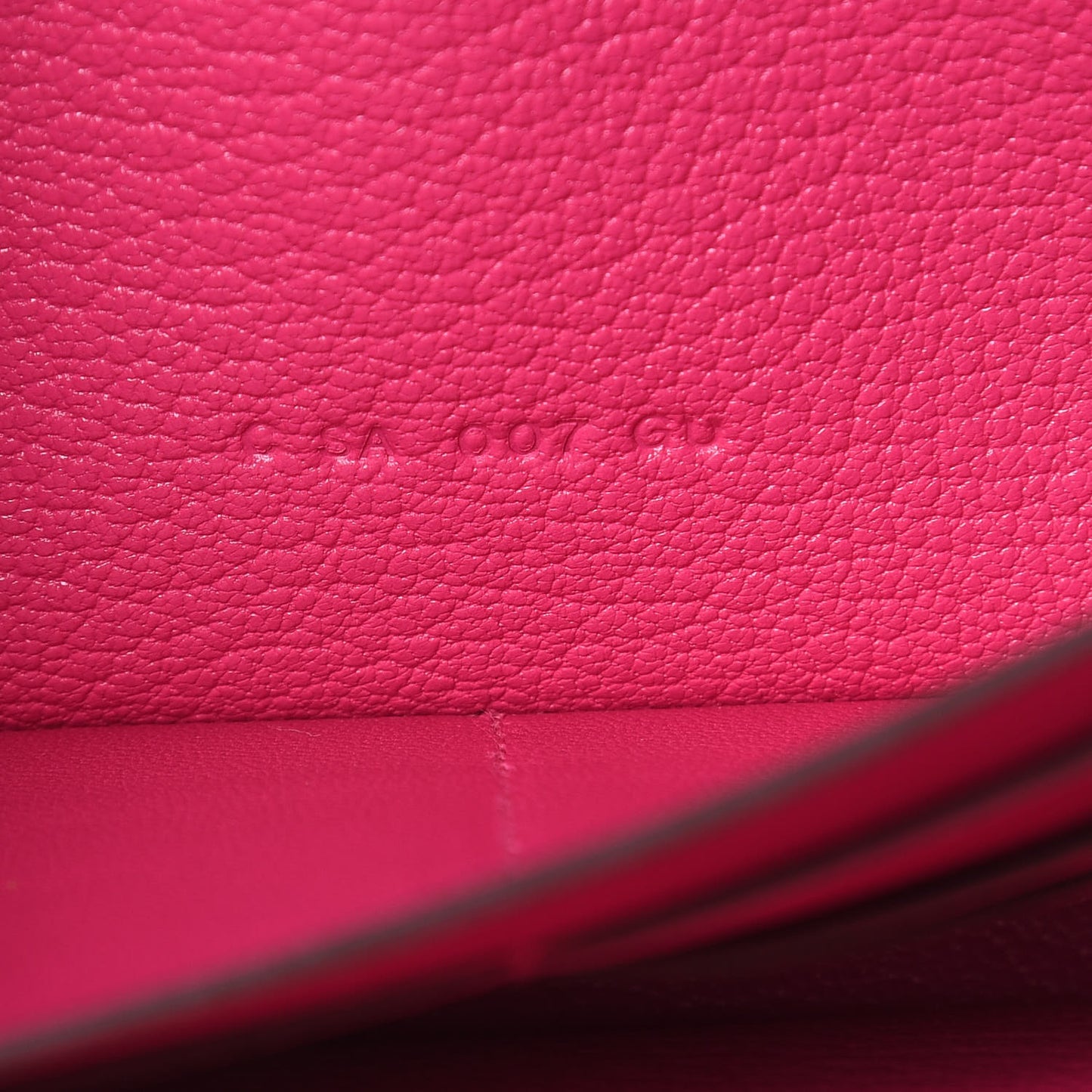 Chevre Mysore Kelly Longue Wallet Rose Tyrien