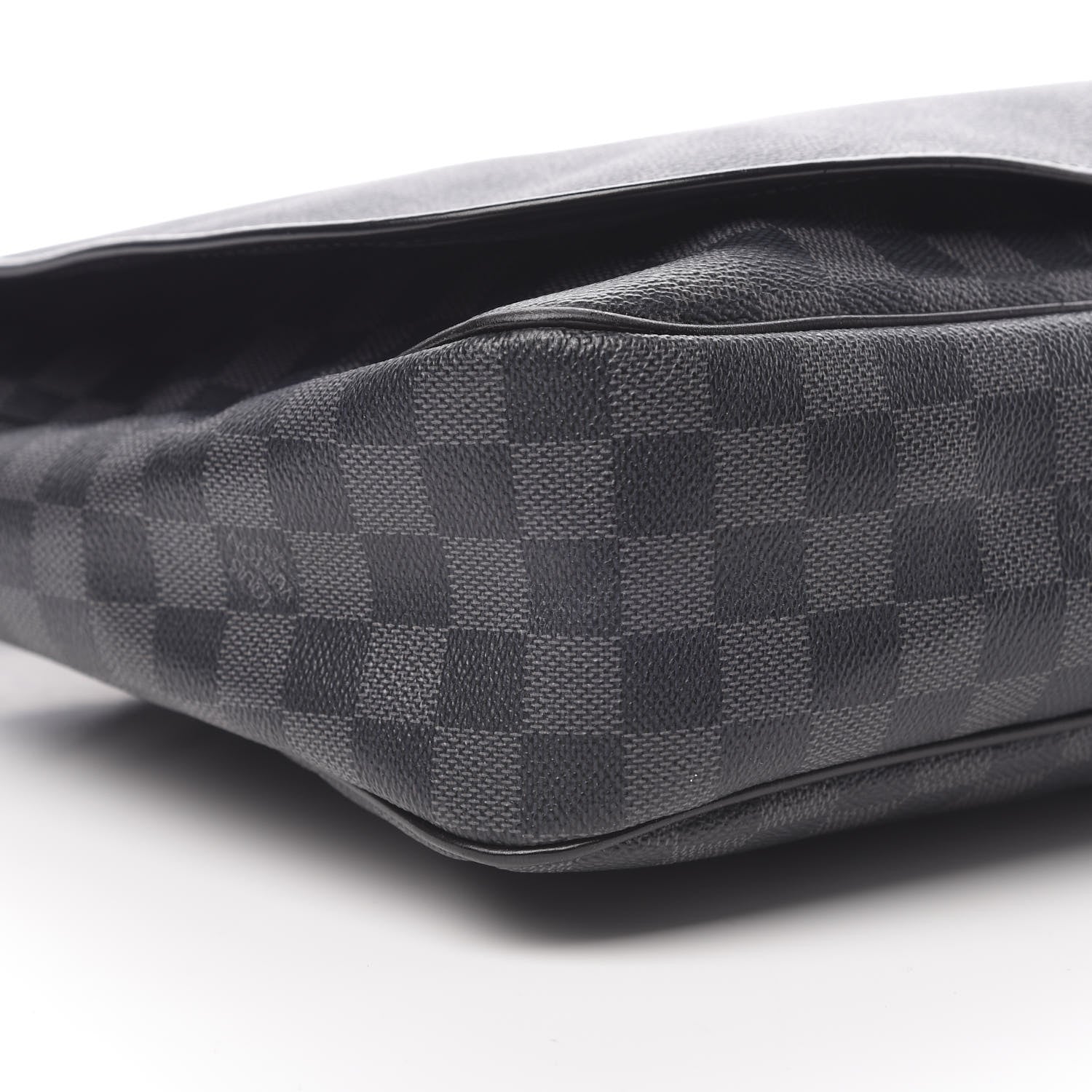 Louis Vuitton Damier Graphite Daniel GM 8 of 11