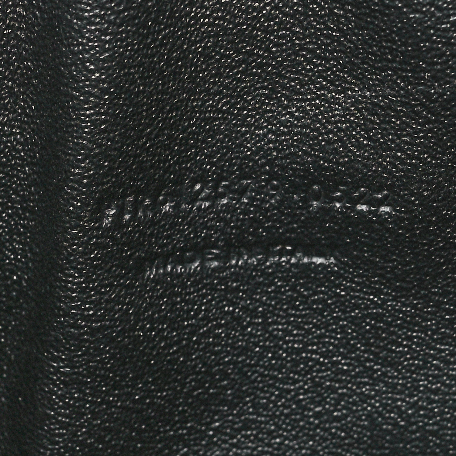 Saint Laurent Grain De Poudre Matelasse Monogram Mini Lou Camera Bag Light Sage 7 of 10
