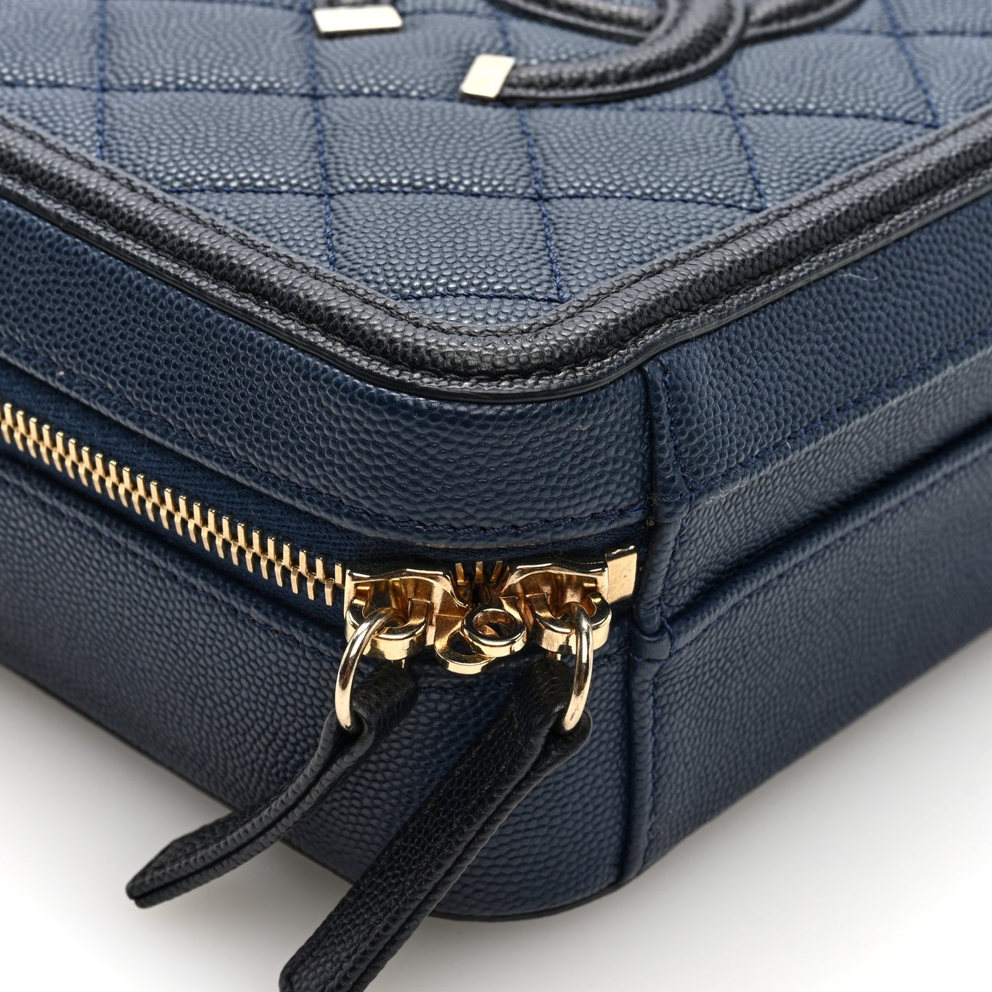 Caviar Quilted Small CC Filigree Vanity Case Navy Black