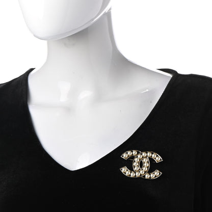Chanel Pearl CC Brooch Light Gold 2 of 6