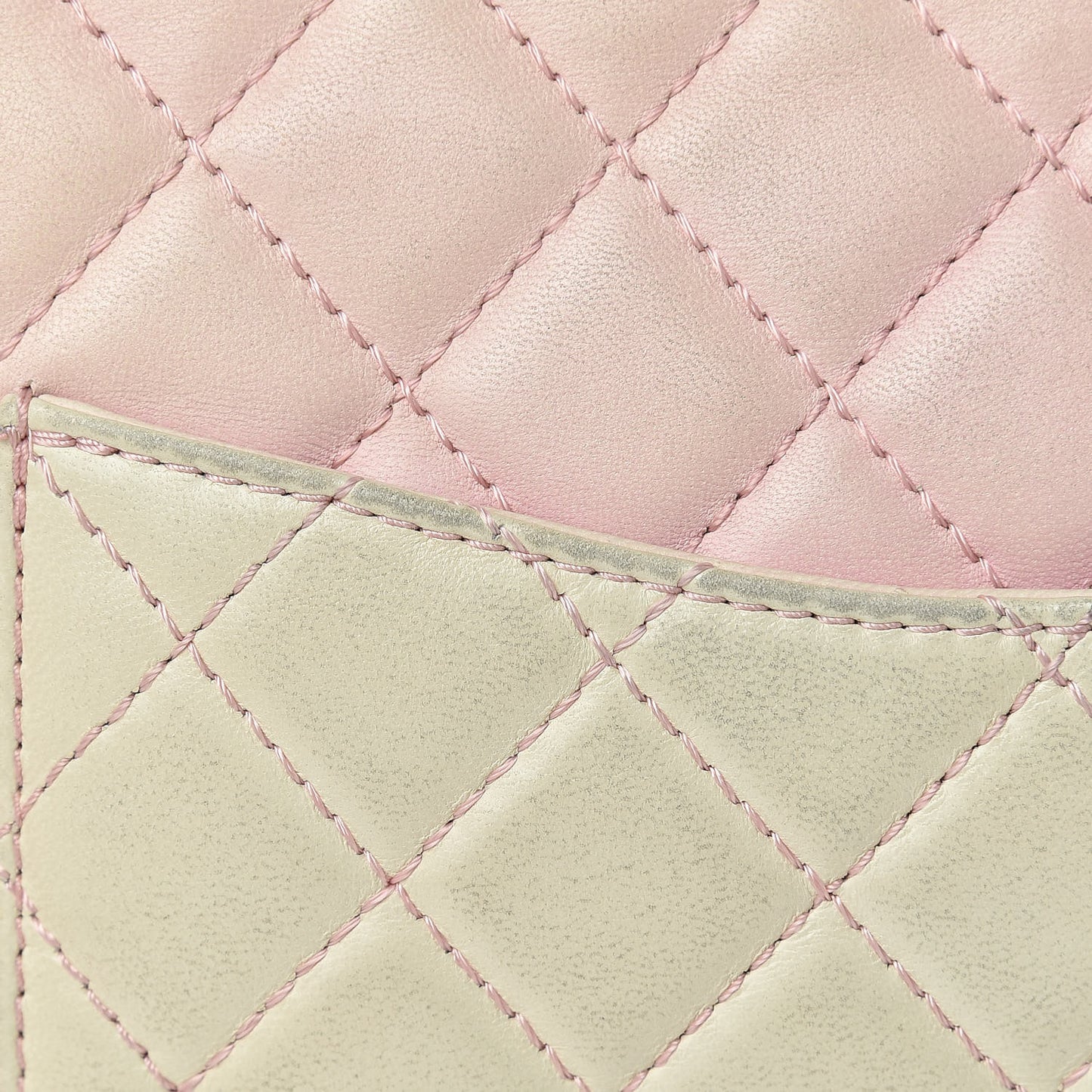 Lambskin Degrade Quilted 2.55 Reissue 226 Flap Pink