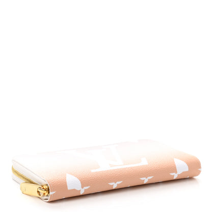 Louis Vuitton Monogram Giant By The Pool Zippy Wallet Brume 4 of 7