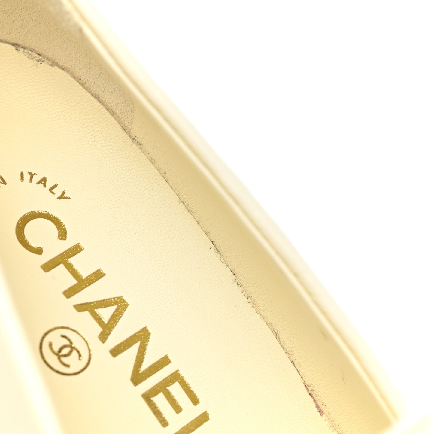 Lambskin Quilted CC Loafers 38 White Black