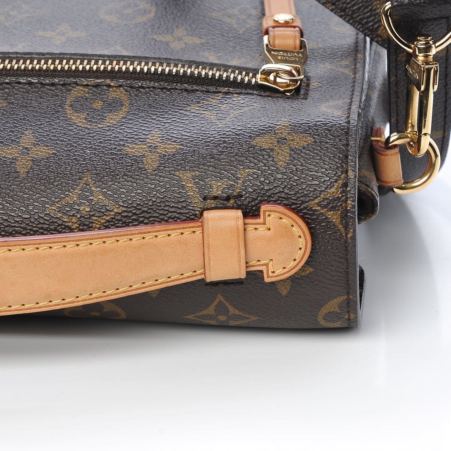 Monogram Pochette Metis