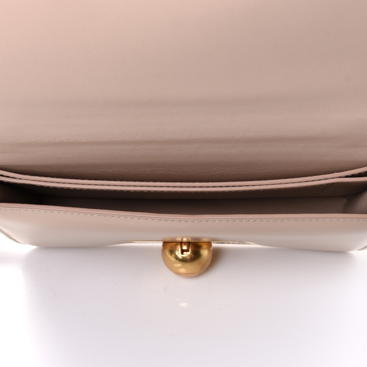 Bottega Veneta Spazzolato Calfskin Classic Mini BV Bag Nude 4 of 4