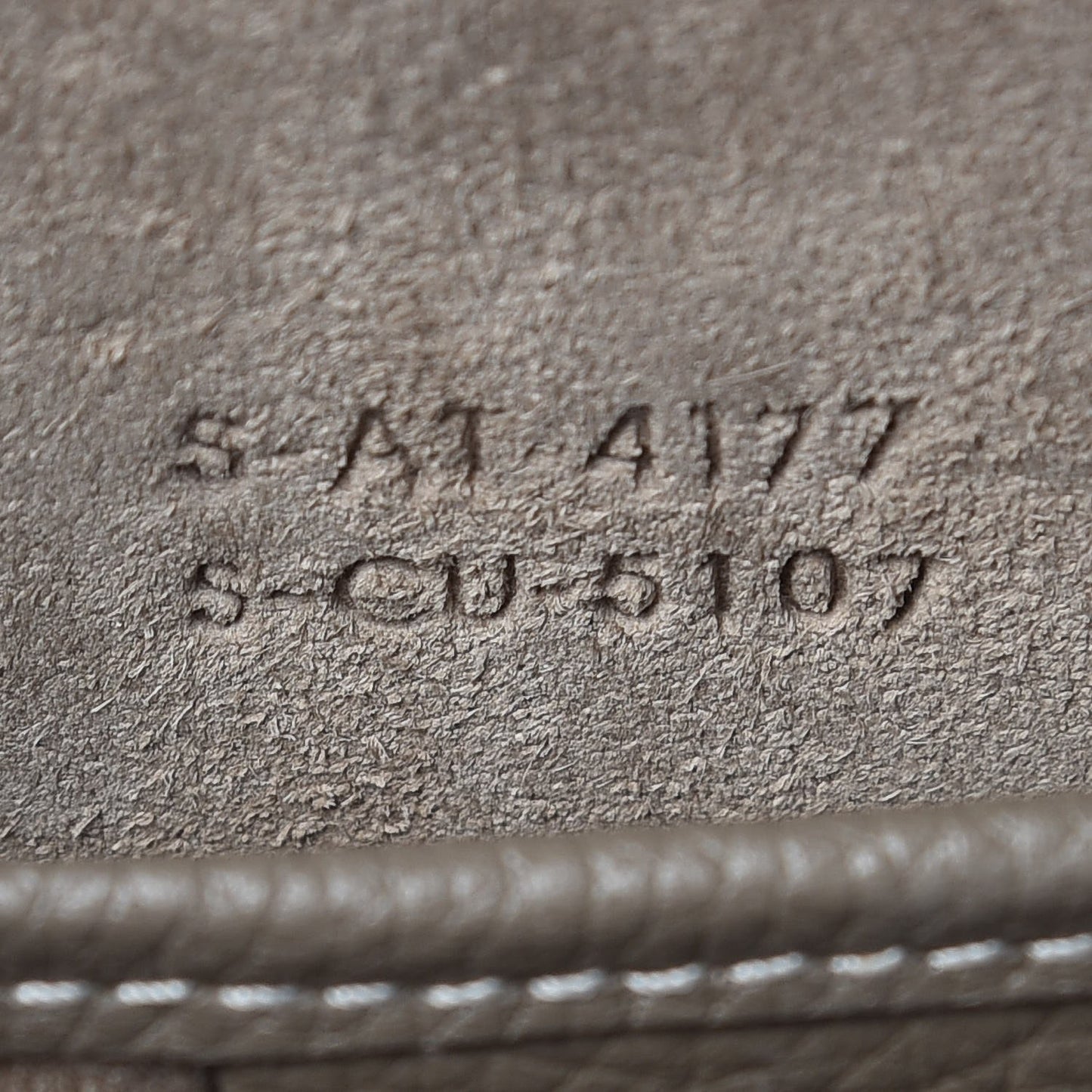 Drummed Calfskin Nano Luggage Souris