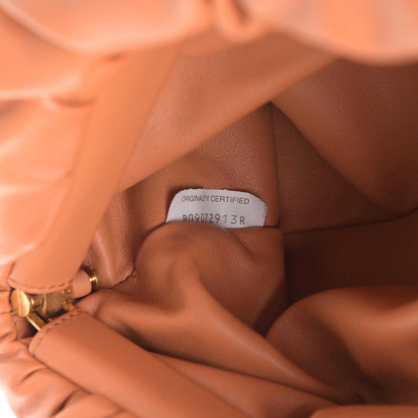 Calfskin The Pouch Chain Clay