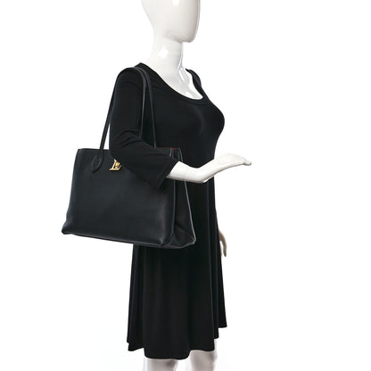 Louis Vuitton Grained Calfskin Lockme Shopper Black 2 of 8