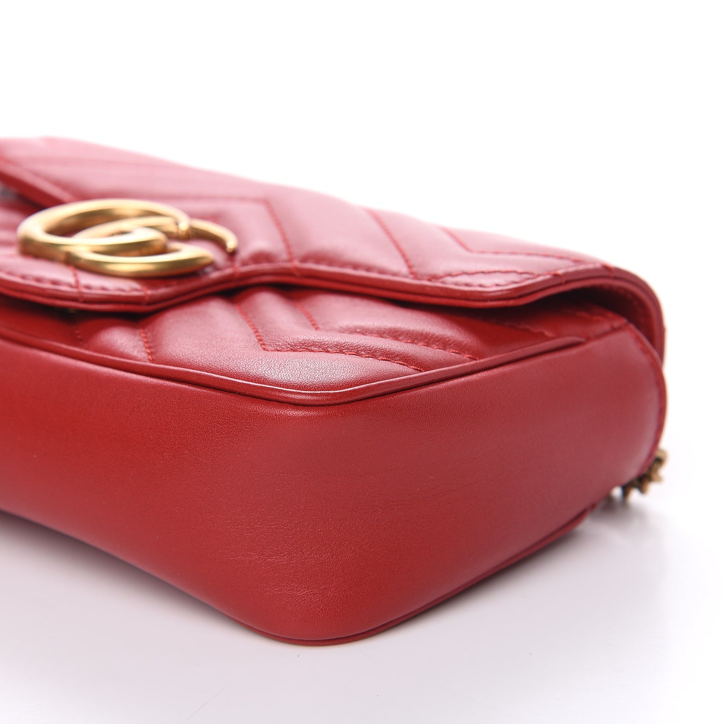 Calfskin Matelasse Super Mini GG Marmont Shoulder Bag Hibiscus Red