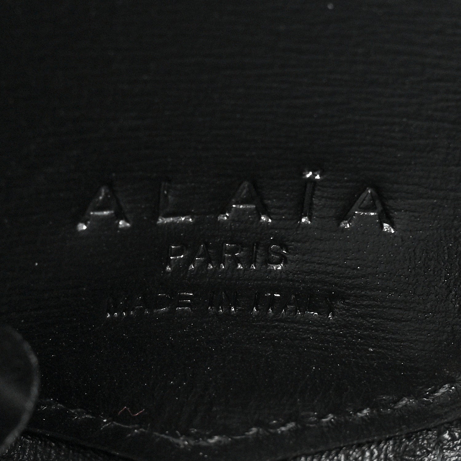 Alaia Calfskin Le Coeur Bag Black 5 of 11