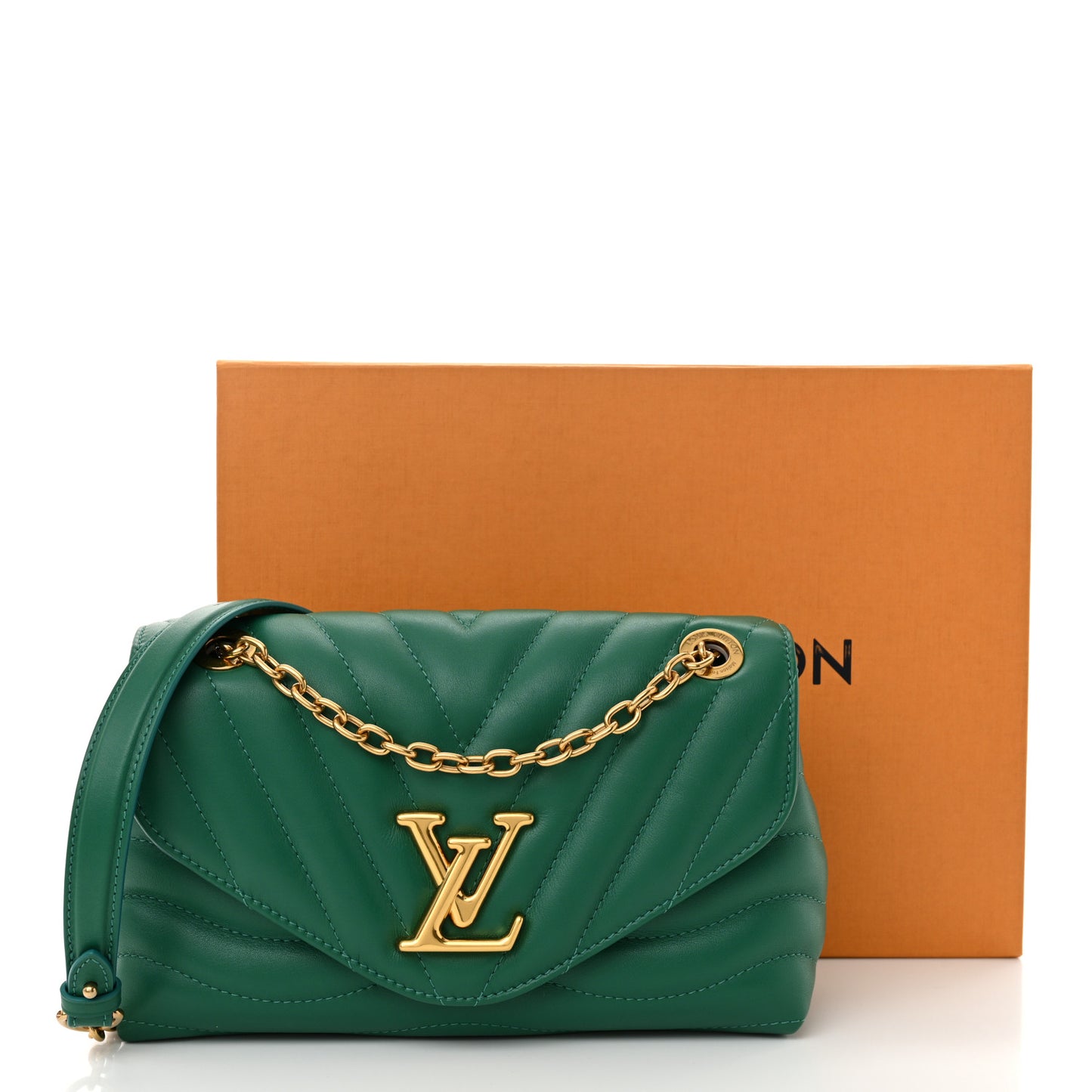 Calfskin New Wave Chain Bag MM NM Emerald