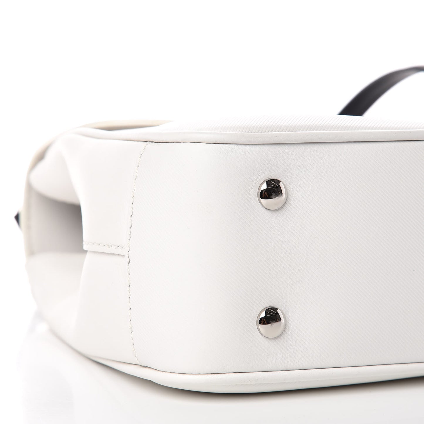 Trench Calfskin Medium DK88 Top Handle Bag Chalk White