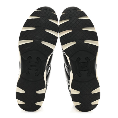 Chanel Calfskin Tweed CC Sneakers 41 Black White 6 of 11