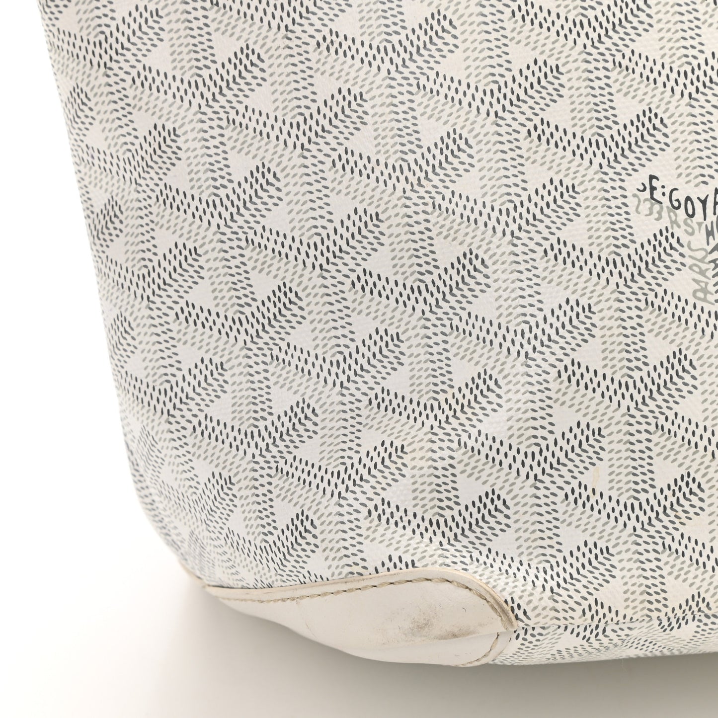 Goyardine Artois PM White