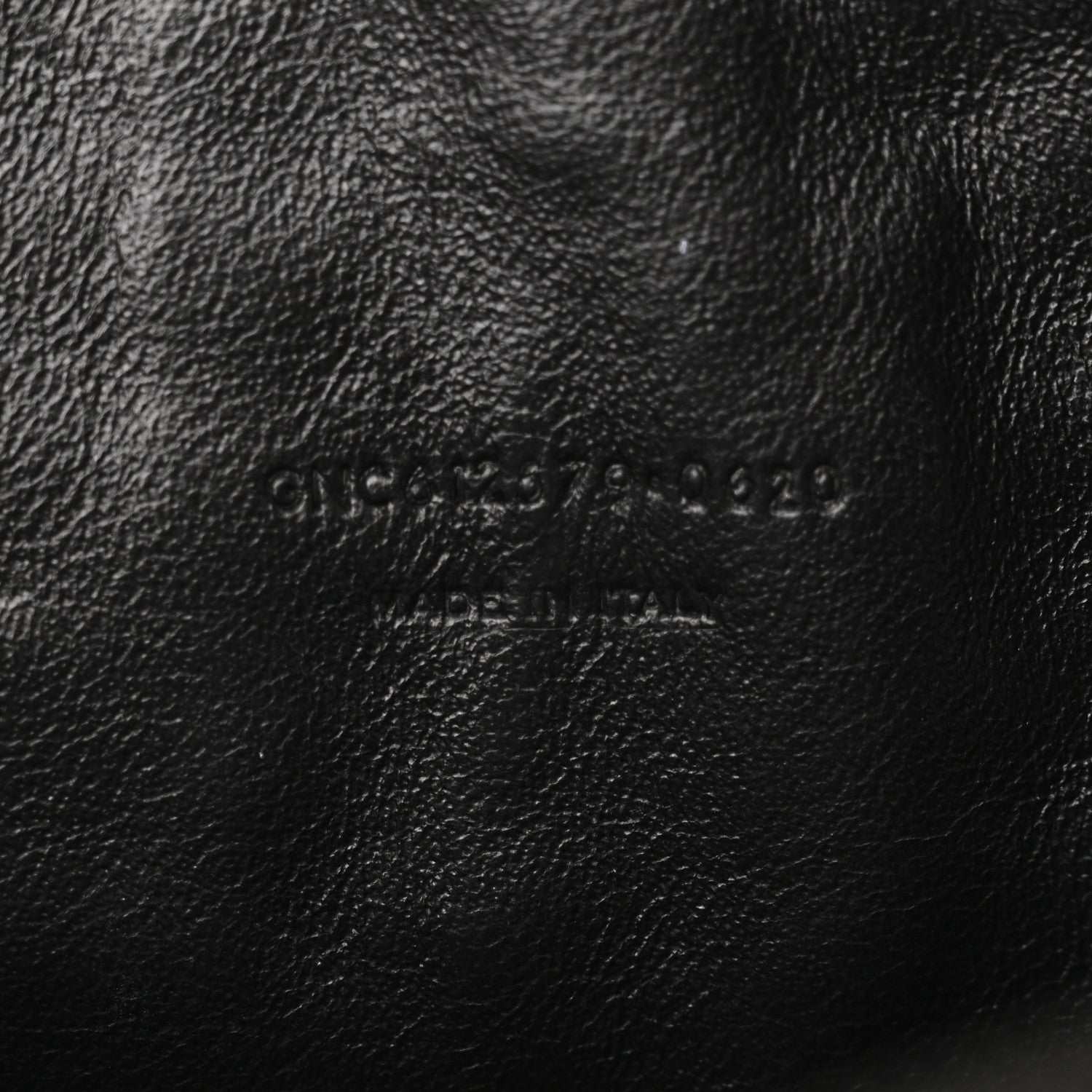 Saint Laurent Grain De Poudre Matelasse Monochrome Monogram Mini Lou Camera Bag Black 7 of 11