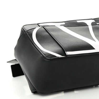 Valentino Garavani Calfskin Mens VLogo Belt Bag Black White 8 of 9