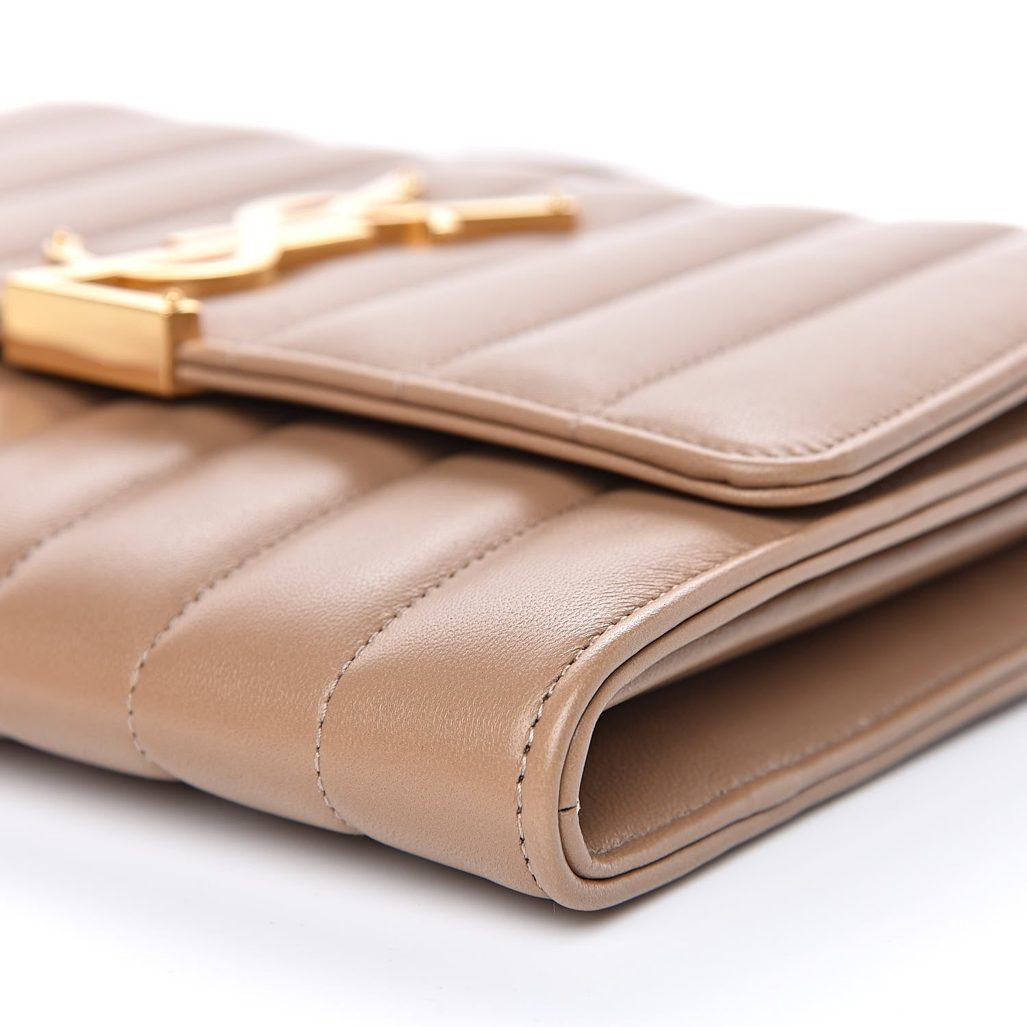 Saint Laurent Lambskin Matelasse Monogram Vicky Chain Wallet Peru 8 of 8