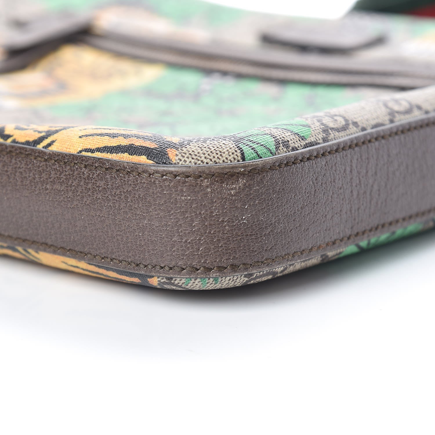 Gucci GG Supreme Monogram Bengal Web Medium Flat Messenger Beige Yard 11 of 13