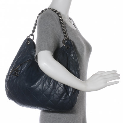 Chanel Calfskin Coco Pleats Hobo Marine Fonce 2 of 8