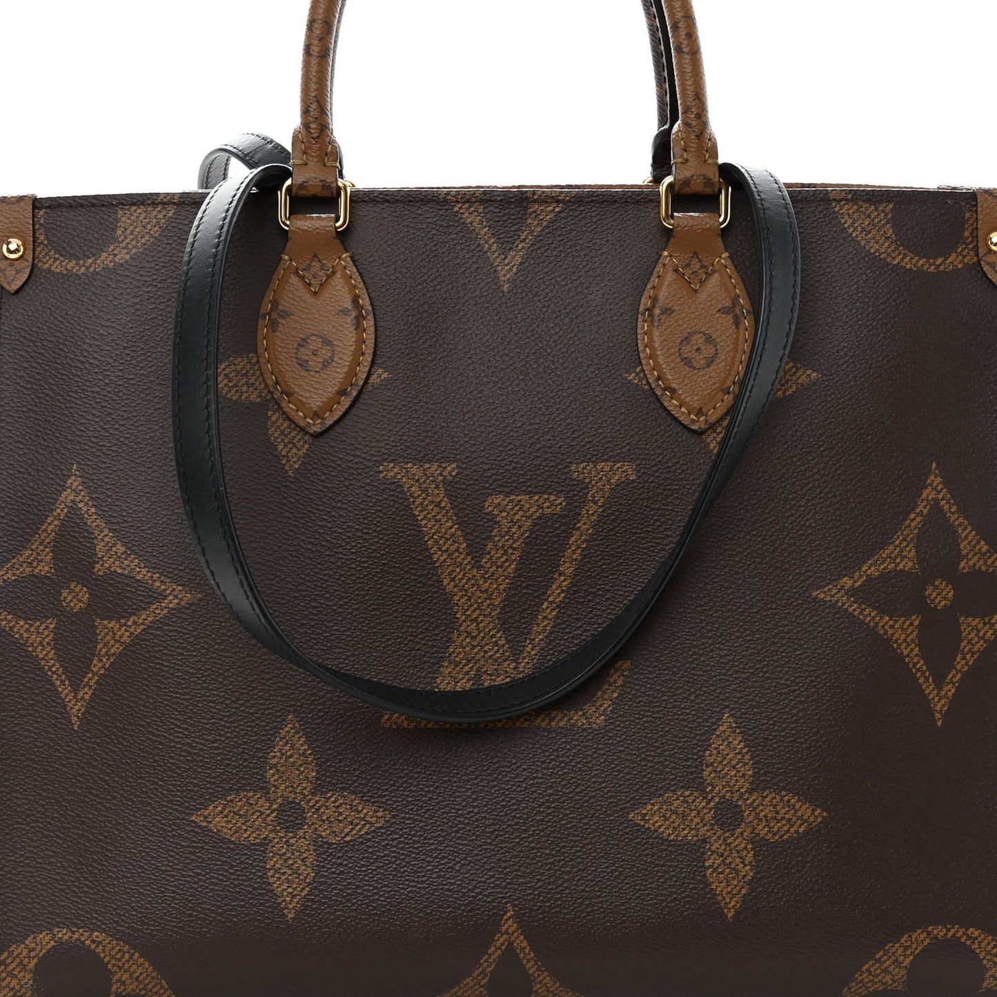 Reverse Monogram Giant Onthego MM