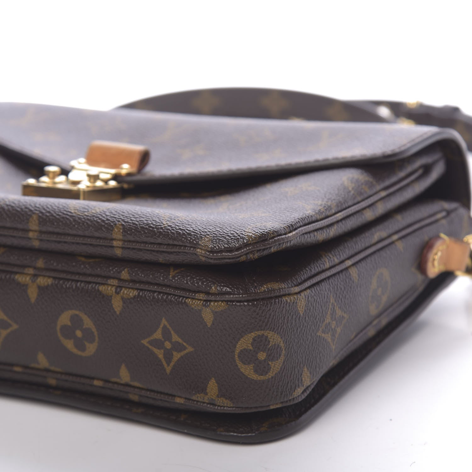 Louis Vuitton Monogram Pochette Metis 10 of 10