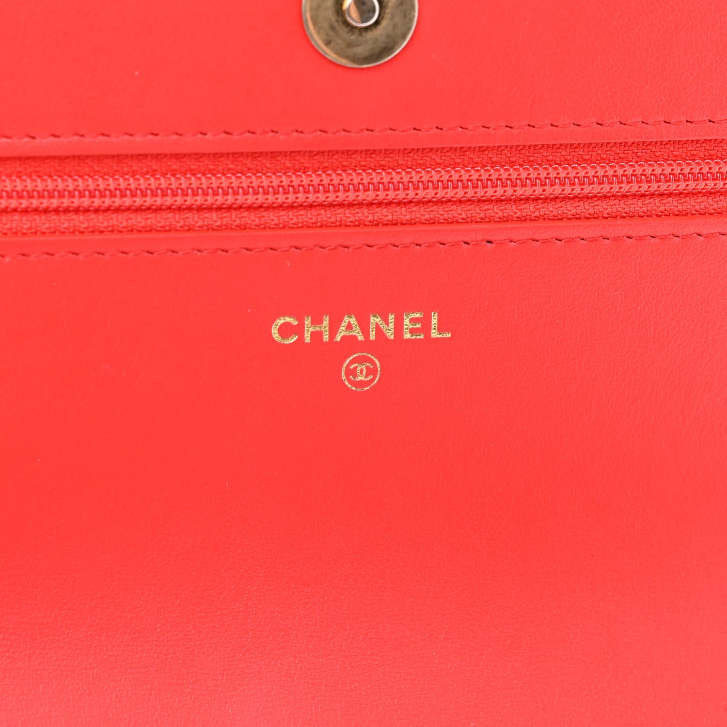 Chanel Tweed Quilted Chanel 19 Wallet On Chain WOC Red White 6 of 14