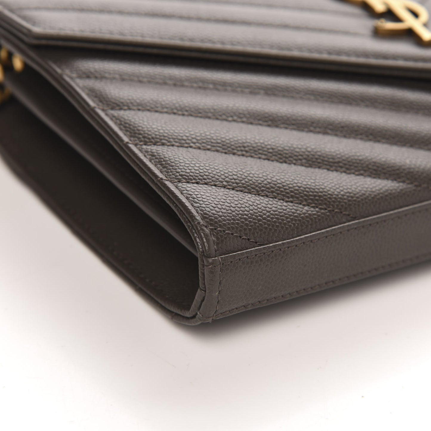 Grain De Poudre Matelasse Chevron Monogram Chain Wallet Pebble
