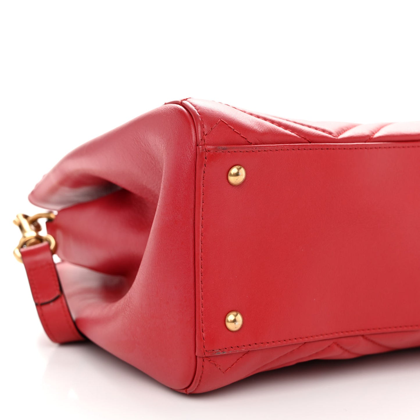 Calfskin Matelasse Small GG Marmont Tote Hibiscus Red