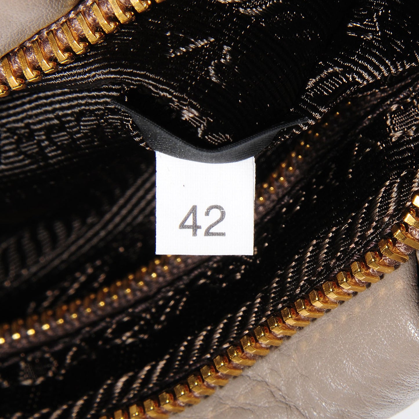 Vitello Daino Wristlet Clutch Argilla