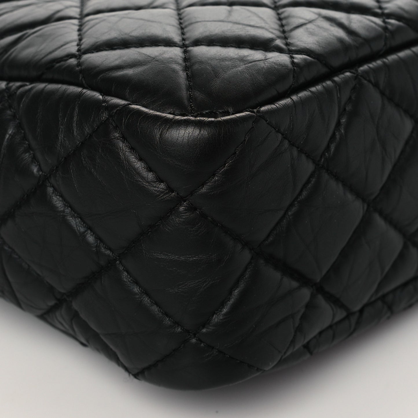 Aged Calfskin Quilted Large Reissue Camera Case Black