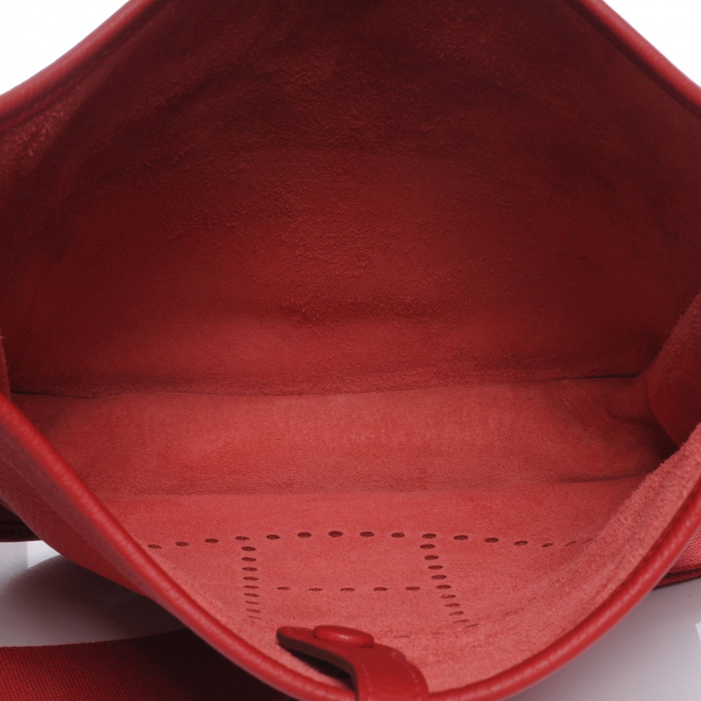 Taurillon Clemence Evelyne III PM Rouge Casaque