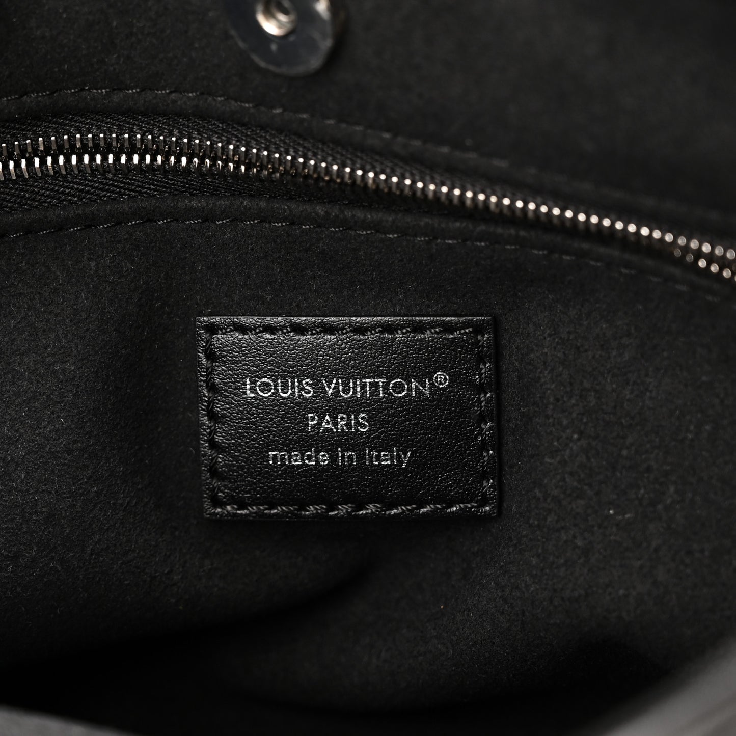 Lambskin CarryAll Vibe BB Black