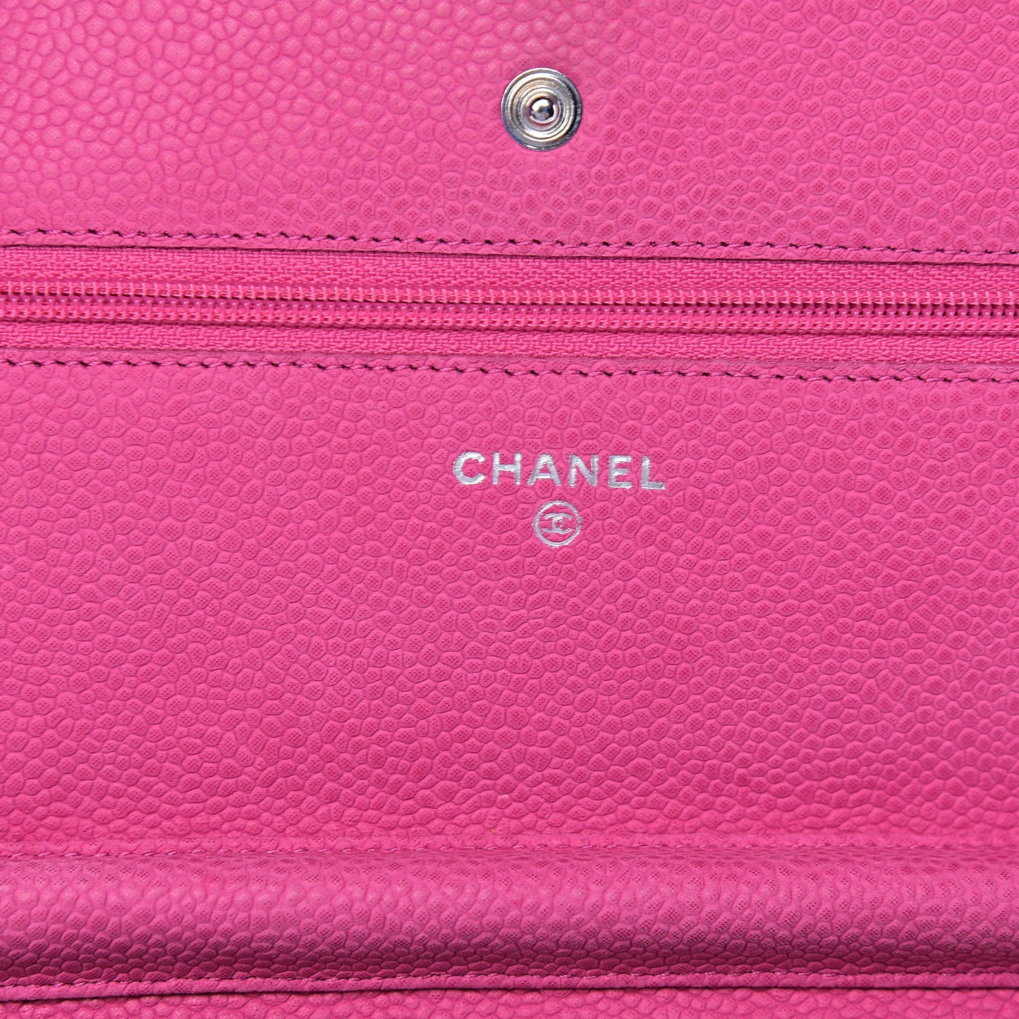 Iridescent Caviar Quilted Wallet on Chain WOC Pink