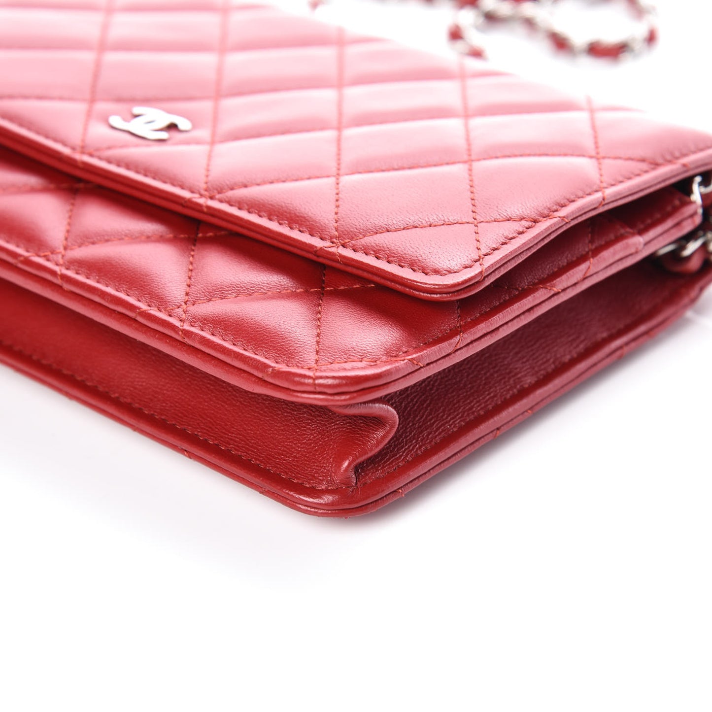Lambskin Quilted Wallet On Chain WOC Red