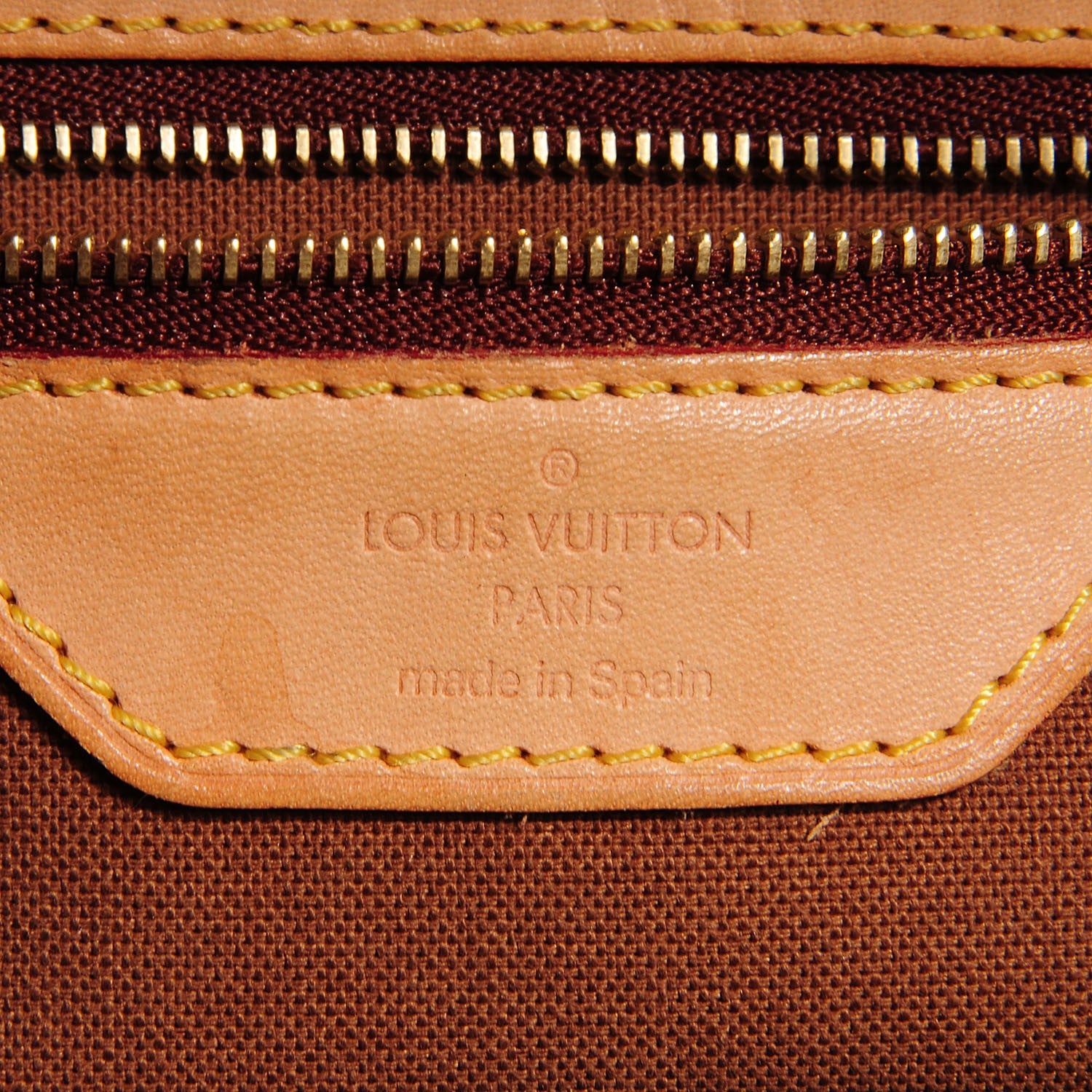 Louis Vuitton Monogram Batignolles Vertical 7 of 7