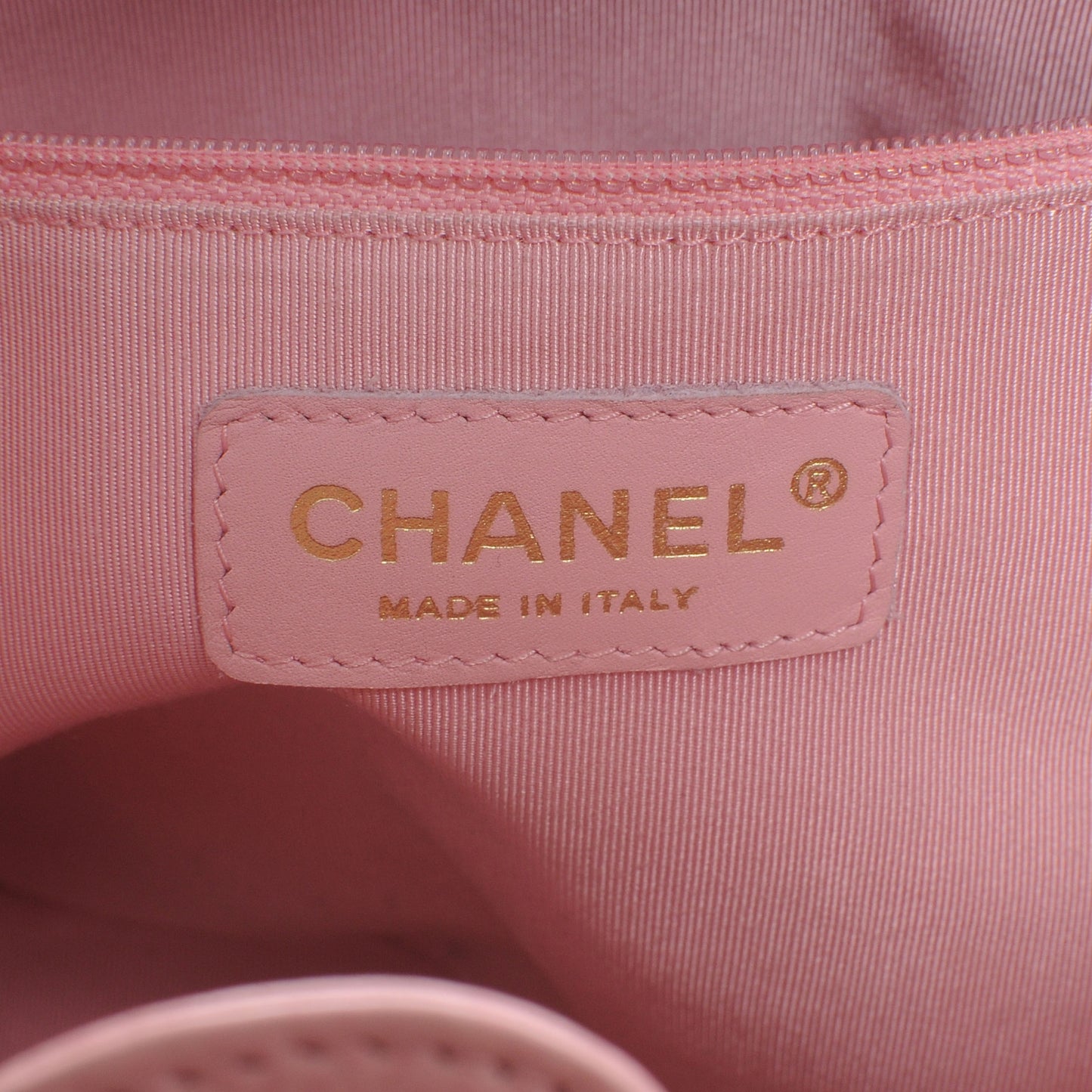 Caviar Petit Shopping Tote PST Pink