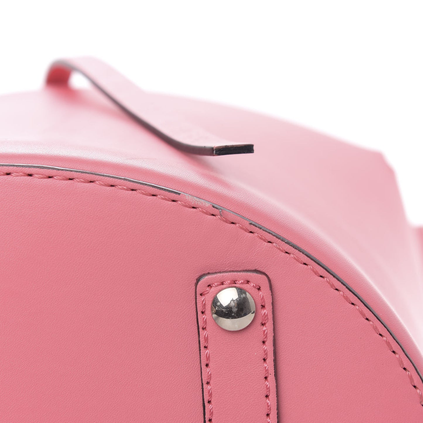 Supple Calfskin Medium Bucket Coral Pink