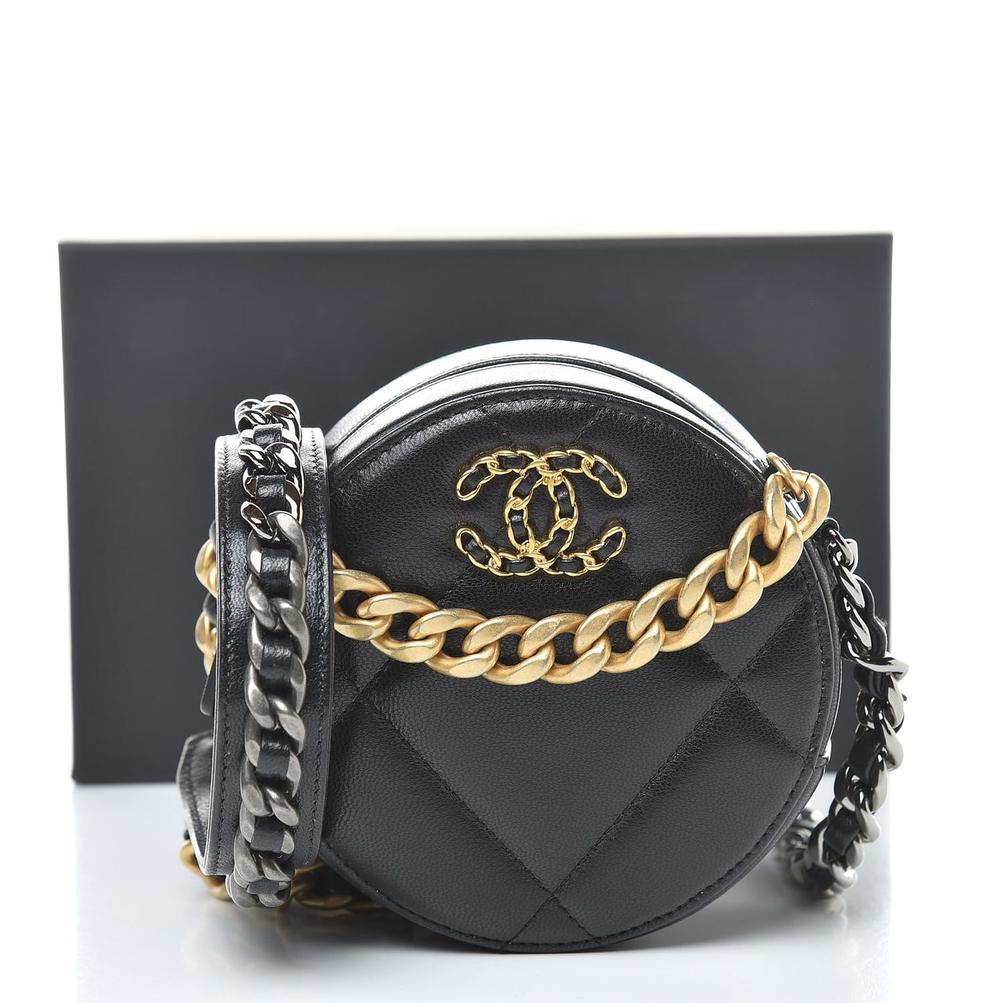 Lambskin Quilted 19 Round Clutch With Chain Black