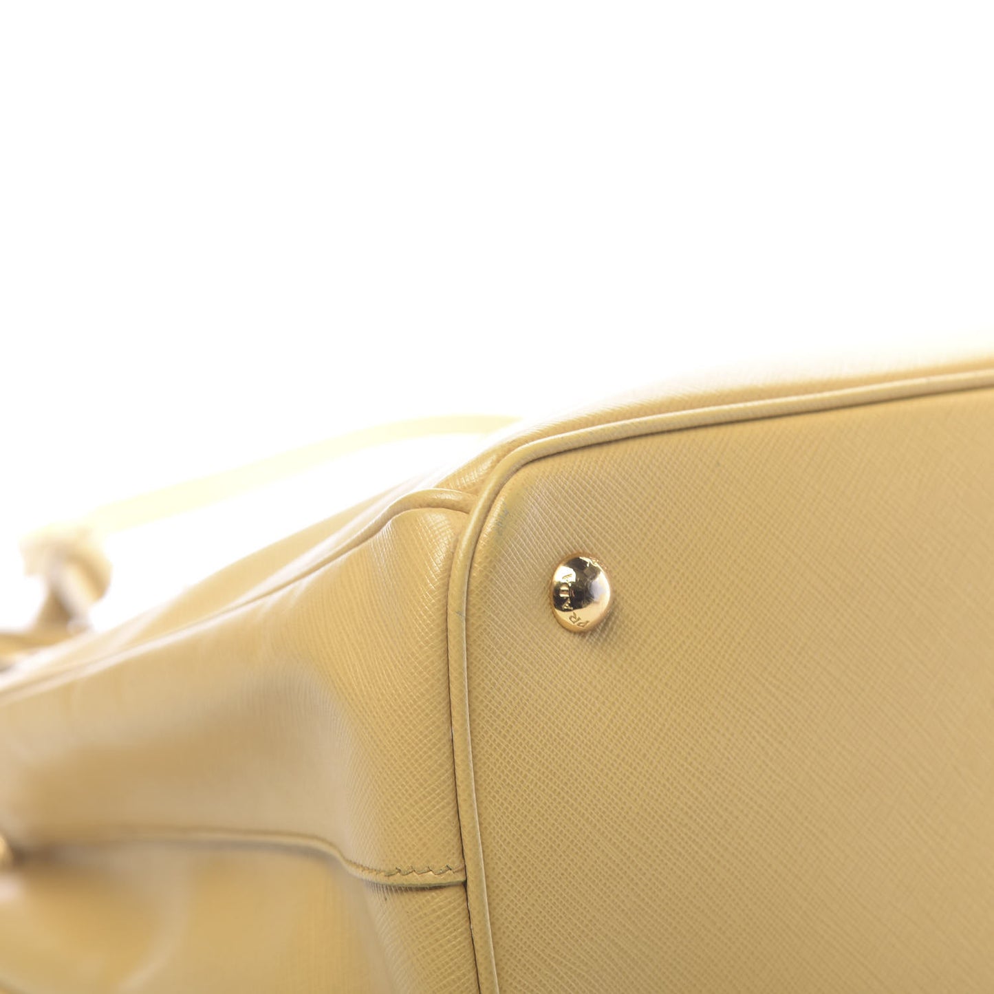 Saffiano Lux Medium Tote Ginestra